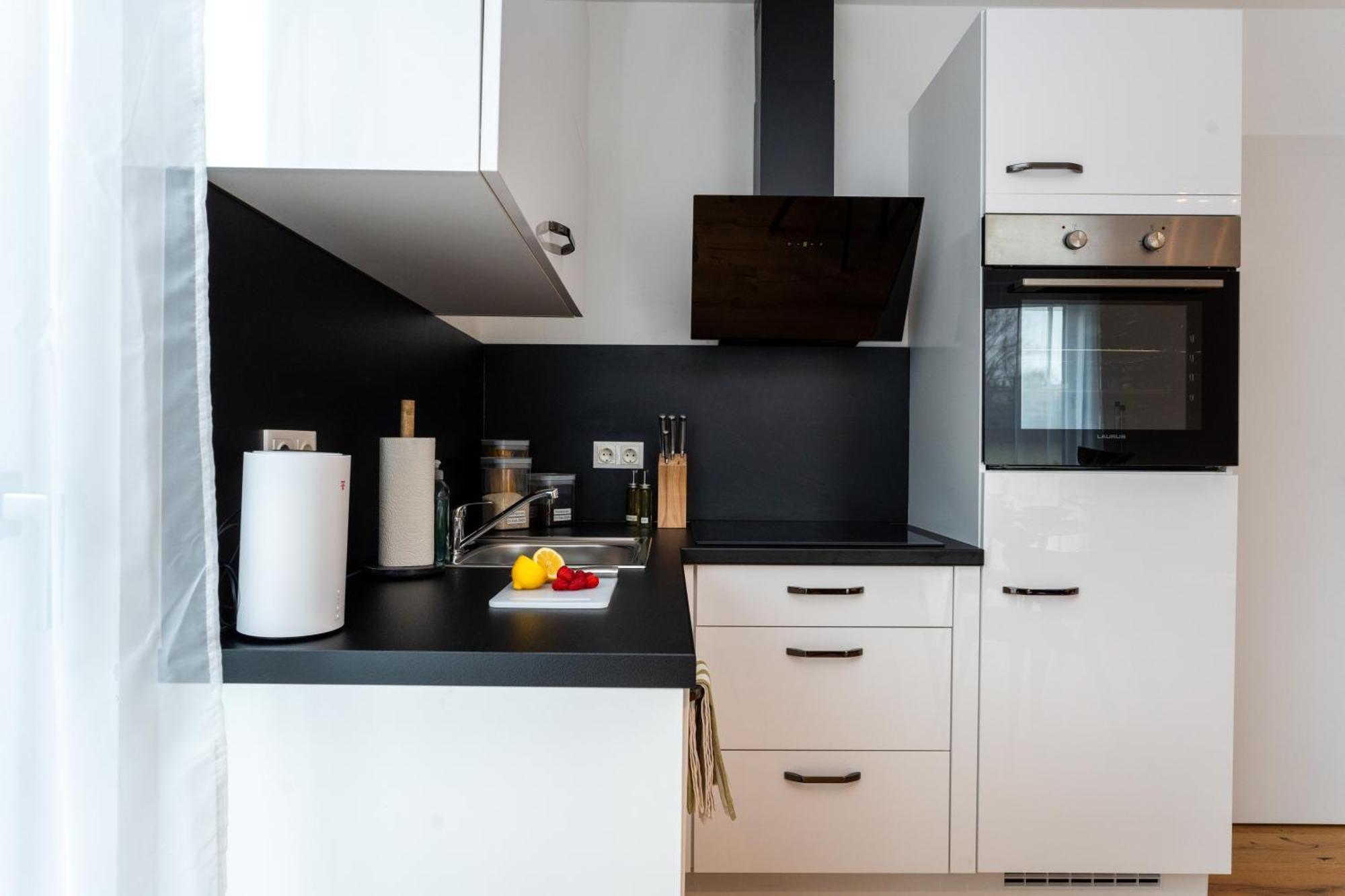Noblenest: Terrasse - Netflix - Kaffee Apartamento Viena Exterior foto