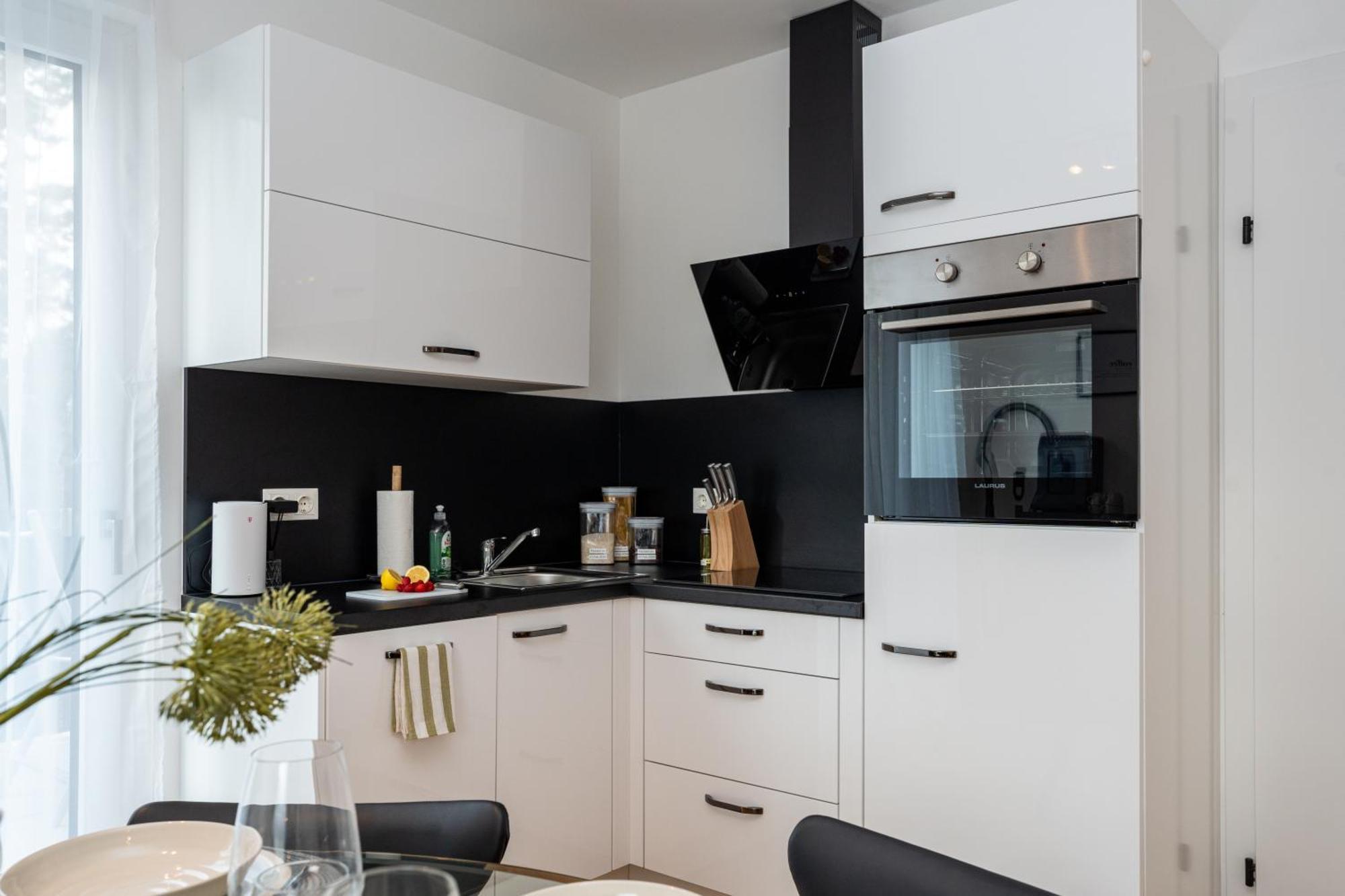 Noblenest: Terrasse - Netflix - Kaffee Apartamento Viena Exterior foto