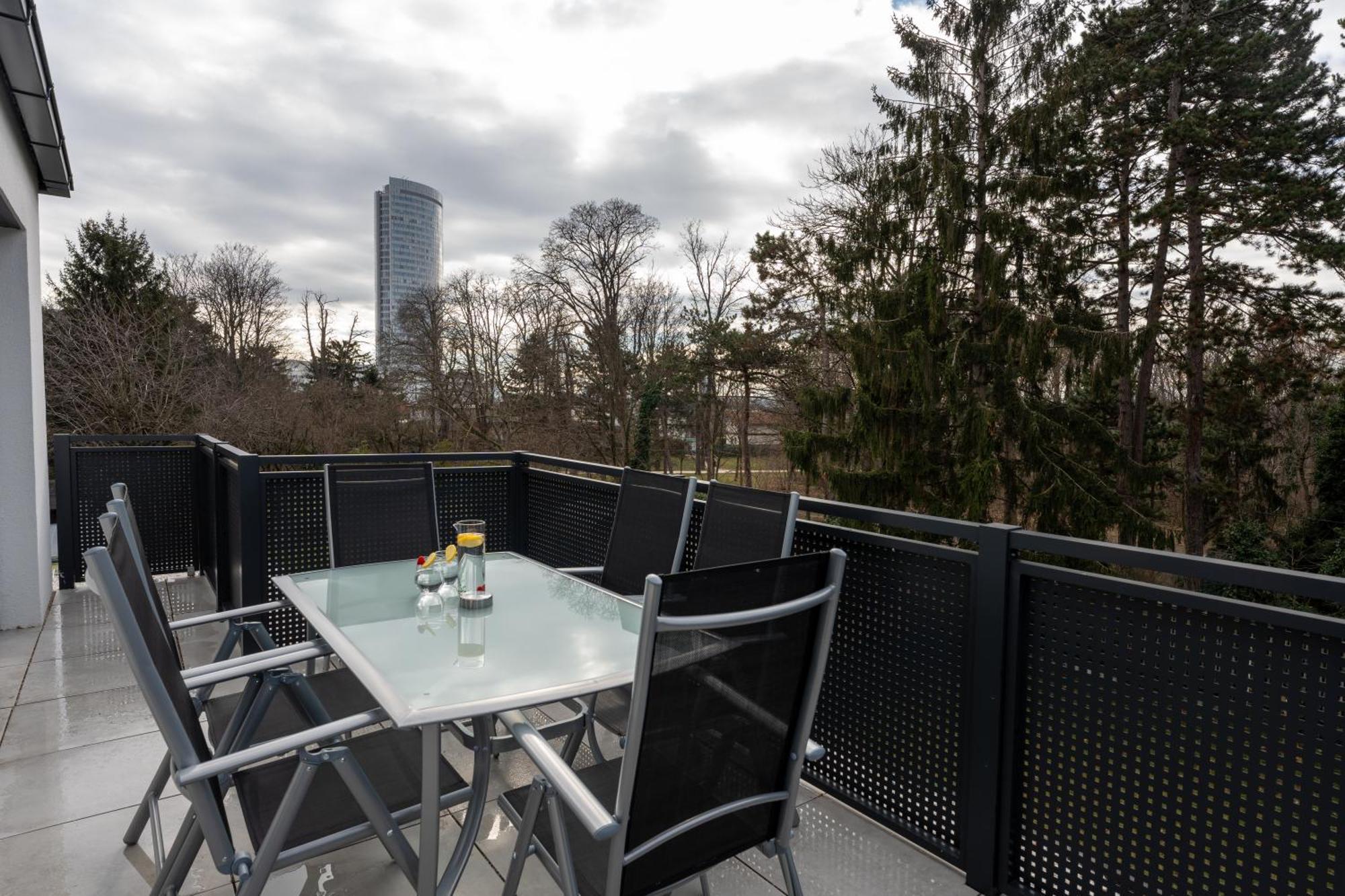 Noblenest: Terrasse - Netflix - Kaffee Apartamento Viena Exterior foto